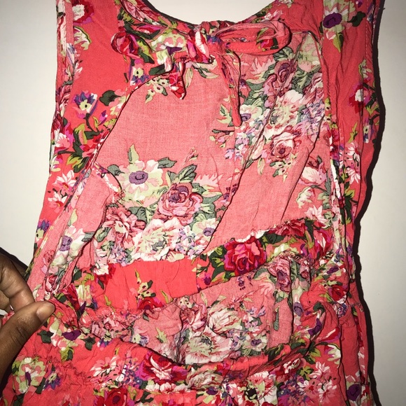NWOT floral print romper - Picture 3 of 5